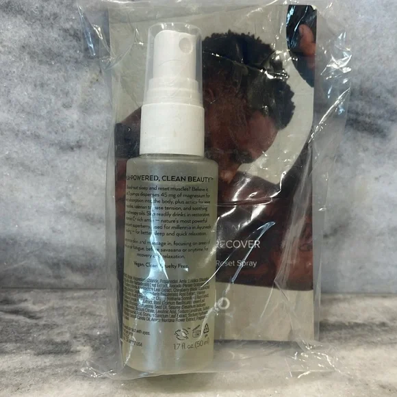 ALO Yoga glow system, magnesium reset spray. 1.7 fl oz. - Picture 3 of 3